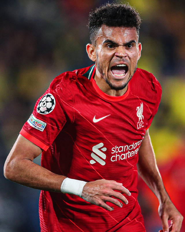 BRO碾压TL,Perkz打出惊人五杀顶尖较量成都决赛之夜,强势挺进下一轮 BRO碾压TL,Perkz打出惊人五杀顶尖较量成都决赛之夜,强势挺进下一轮